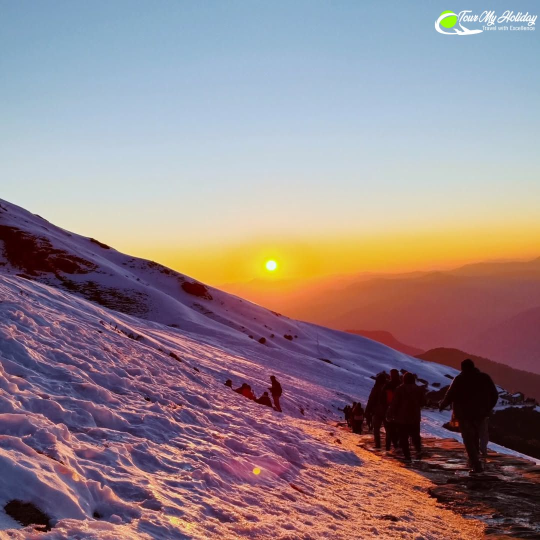 Chopta Tour Packages You Can’t Miss: Trek, Camp, Explore